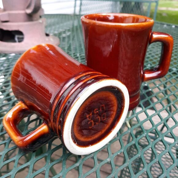 Diversified Ceramics Company DCC Restaurant Ware Brown Coffee Mugs Set of 2 1976 - Picture 6 of 8
